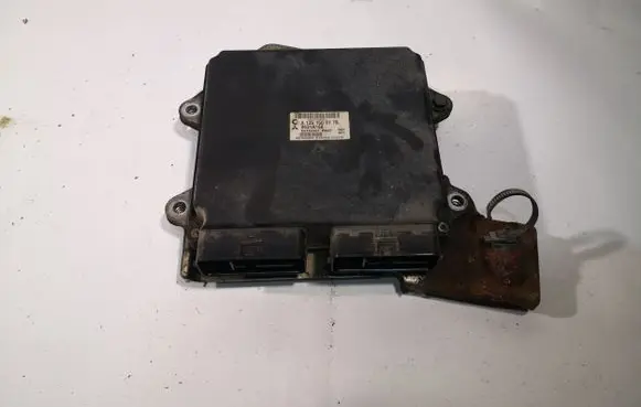 Mitsubishi Colt Engine control unit/module A1351506179 8631A188 E6T42487