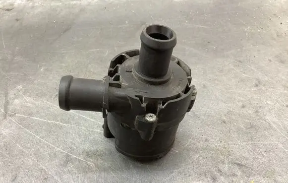 Skoda Superb B8 (3V) Electric auxiliary coolant/water pump PAD12V