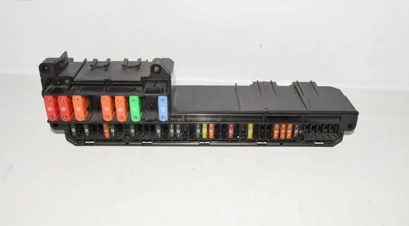 BMW 5 E60 E61 Fuse box set 6957330