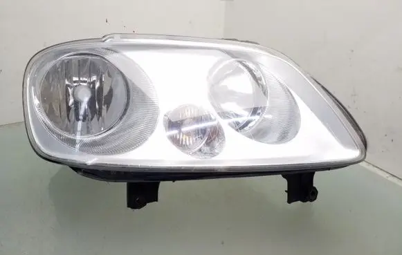 Volkswagen Caddy Headlight/headlamp 2K0941006D