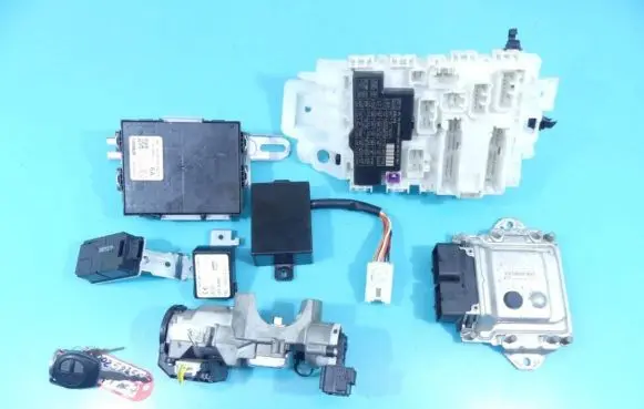 Suzuki Swift II Engine control unit/module ECU 0261S07288 IMPRK1177052