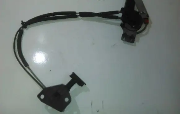 Chrysler Voyager Vent window/glass motor 4615273 cm09008x0