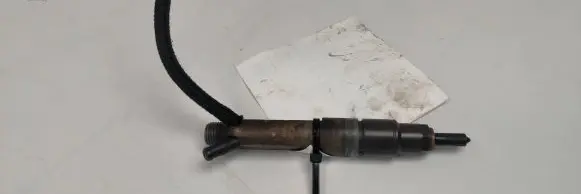 Volkswagen Golf IV Fuel injector