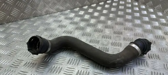 BMW X1 E84 Engine coolant pipe/hose