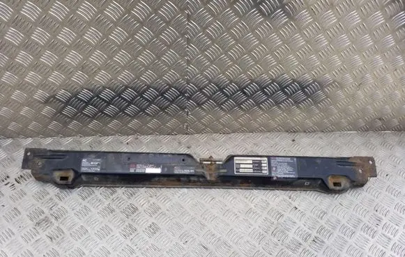 Volkswagen Transporter - Caravelle T4 Top upper radiator support slam panel