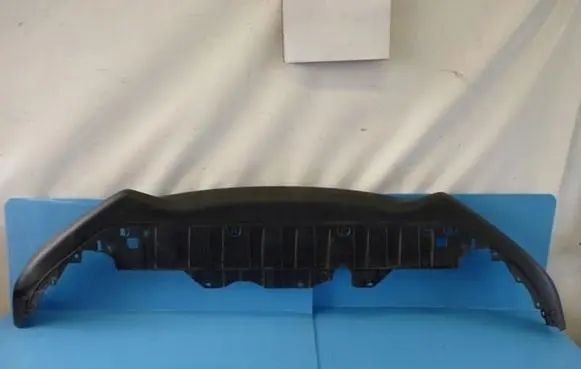 Honda HR-V Front bumper lip 71102T7W