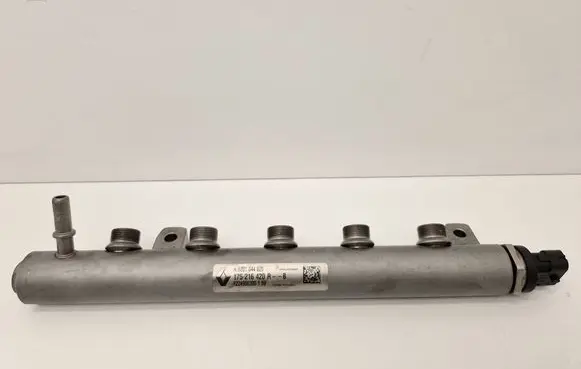 Nissan Qashqai Fuel main line pipe 8201044829 175216420R