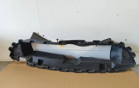 Mercedes-Benz C W206 Radiator trim A2065051700