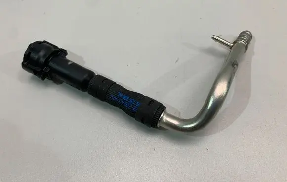 Audi A8 S8 D5 Fuel line pipe 059130298AL