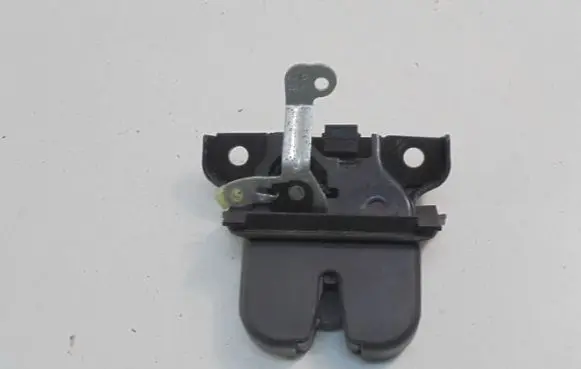 Audi A3 S3 8L Tailgate/trunk/boot lock/catch/latch 8L0827505E