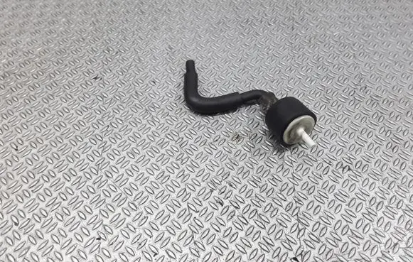 Seat Ibiza IV (6J,6P) Vacuum valve 046905291A