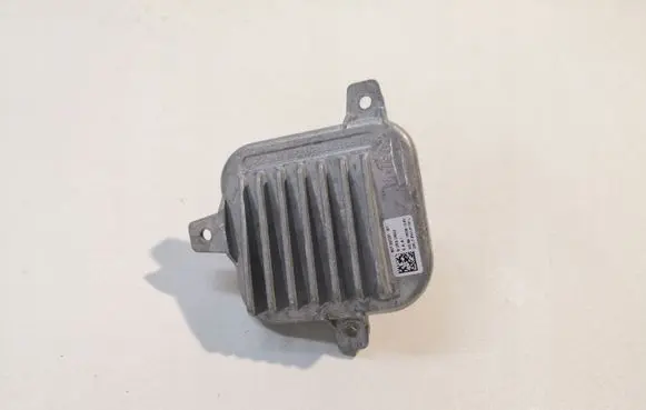 BMW X1 F48 F49 LED ballast control module 90132031