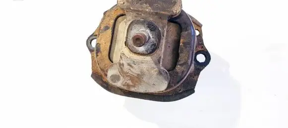 BMW X6 E71 Engine mount bracket p679541701
