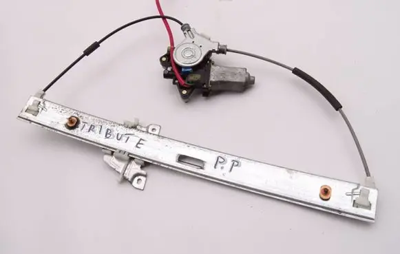 Mazda Tribute Front window lifting mechanism without motor CM010630A
