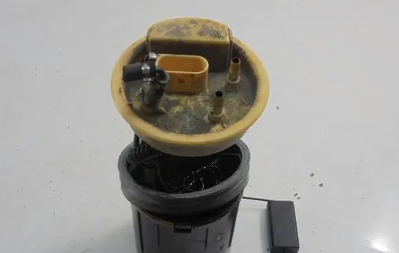 Volkswagen Touran I In-tank fuel pump 1T0919050A