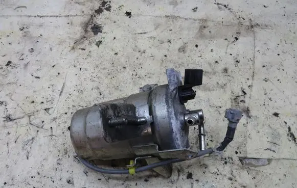 Toyota Avensis T270 Fuel filter 23300-53030