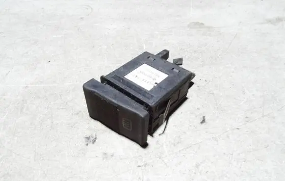 Audi 80 90 S2 B4 Windscreen/window heater switch 893941503