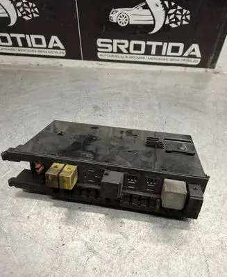 Mercedes-Benz CLK A209 C209 SAM control unit 2095451501