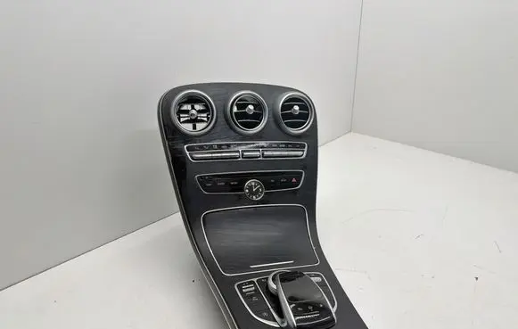 Mercedes-Benz C W205 Center console A2056800210