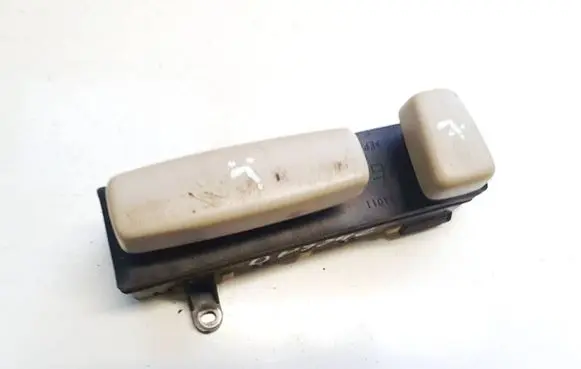 Lexus RX 300 Seat control switch 18a011