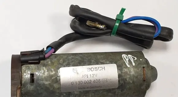 Mercedes-Benz E W124 Seat adjustment motor 0130002408