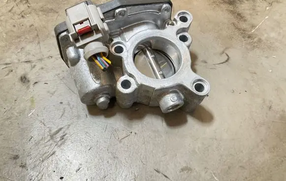 Ford Fiesta Throttle valve H6BG9F991BA B231591335