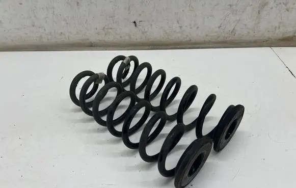 Audi Q3 F3 Rear coil spring 5QF511115