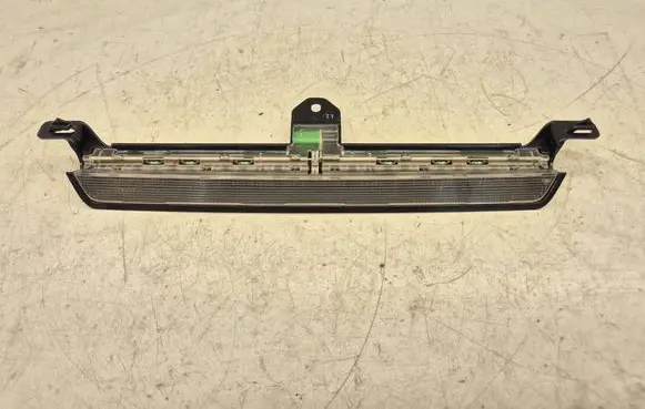 Volvo V70 Third/center stoplight 9154505