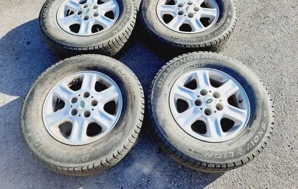 Land Rover Freelander R15 alloy rim 