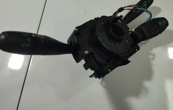 Peugeot 207 Wiper turn signal indicator stalk/switch 281133BG