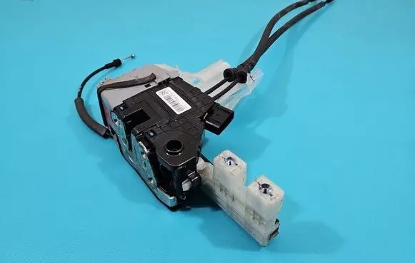Hyundai Tucson TL Front door lock 81310-D3510 IMPRK1483846
