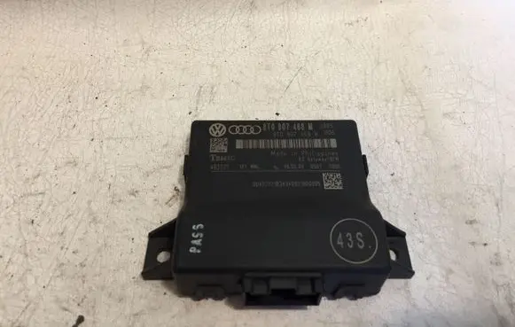 Audi A4 S4 B8 8K Gateway control module 8T0907468M 8T0907468H