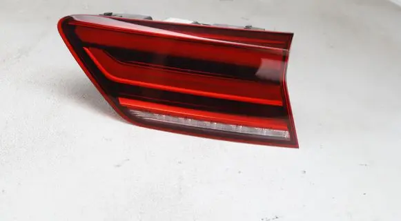 Volkswagen Atlas Cross Sport Tailgate rear/tail lights 3CM945308 F0379000