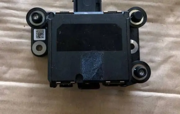 Distronic sensor radar