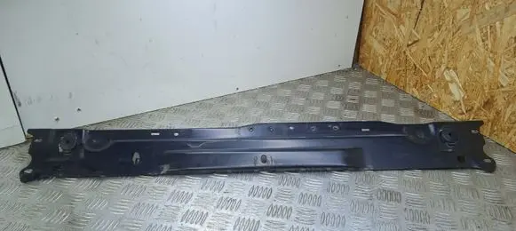 Mercedes-Benz C AMG W204 Top upper radiator support slam panel A2046200072