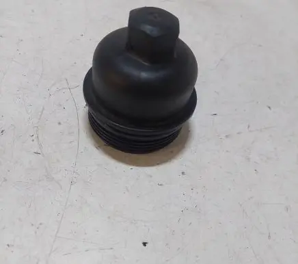 BMW 3 E90 E91 Oil filter cover 