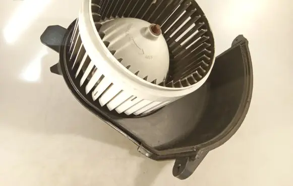Opel Movano B Heater fan/blower 173830100