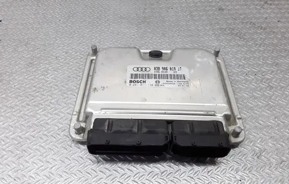 Audi A4 S4 B6 8E 8H Engine control unit/module 0281011138 038906019JT