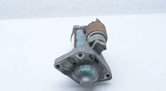 Mercedes-Benz Vito Viano W447 Starter motor A0009060226