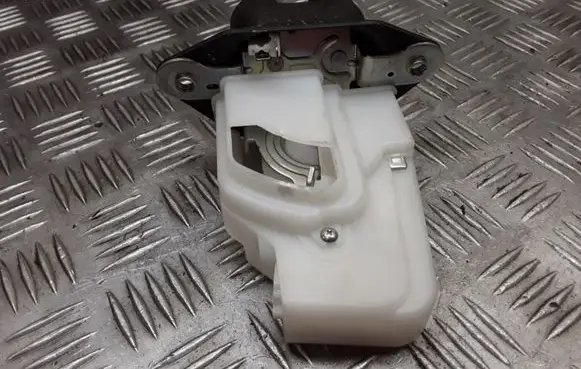 Honda Accord Tailgate/trunk/boot lock/catch/latch NOCODE