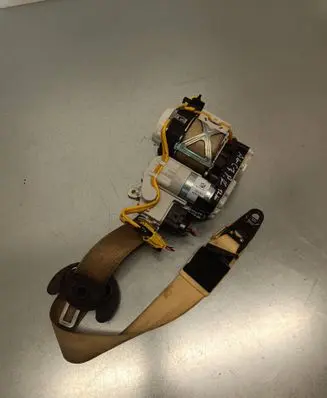 Audi A6 S6 C7 4G Front seatbelt 34010320
