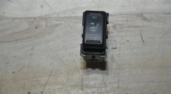 Nissan X-Trail T31 Seat heating switch