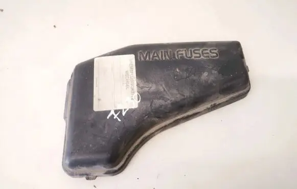 Volvo S70 V70 V70 XC Fuse box cover 9456414 9456821