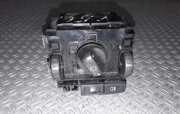 Volvo V50 Light switch 30739298