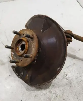 Honda HR-V Front wheel hub spindle knuckle