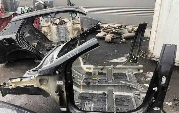 Hyundai Ioniq Front quarter panel 000000