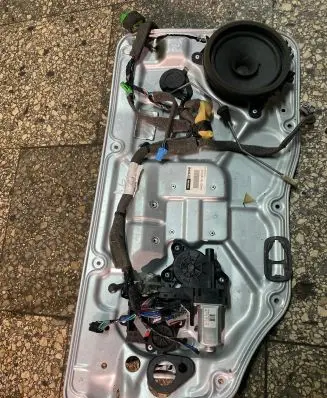 Volvo S80 Sliding door window regulator with motor 983039101