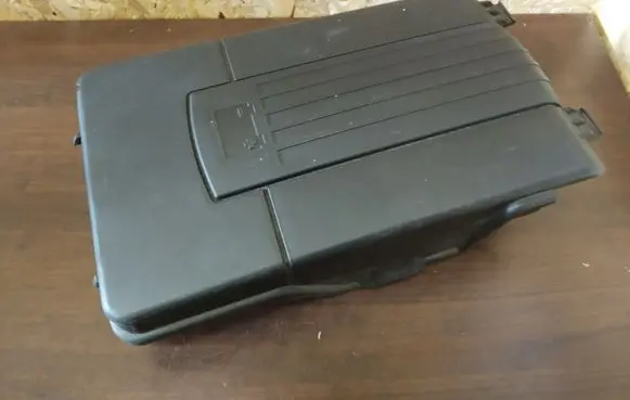 Volkswagen Golf V Battery box tray cover/lid 1K0915443A