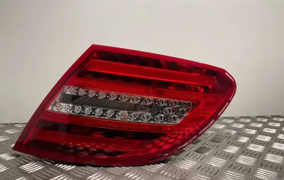 Mercedes-Benz C W204 Rear/tail lights 2048205864