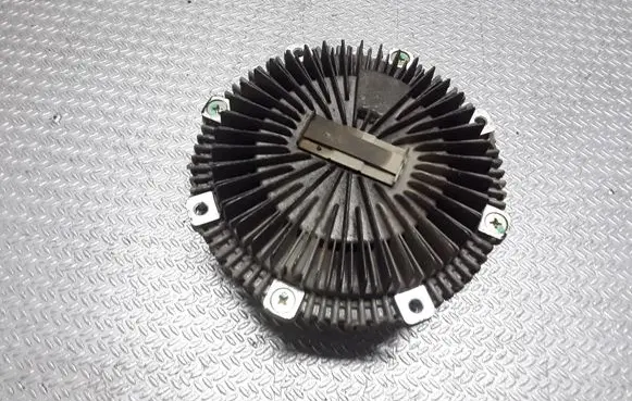 Mitsubishi Pajero Viscous fan clutch 
